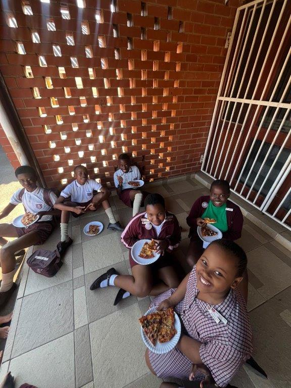 Choir Pizza Party (2)