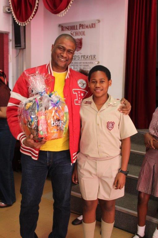 Rosehill Primary Fathers Day 2026 (21)